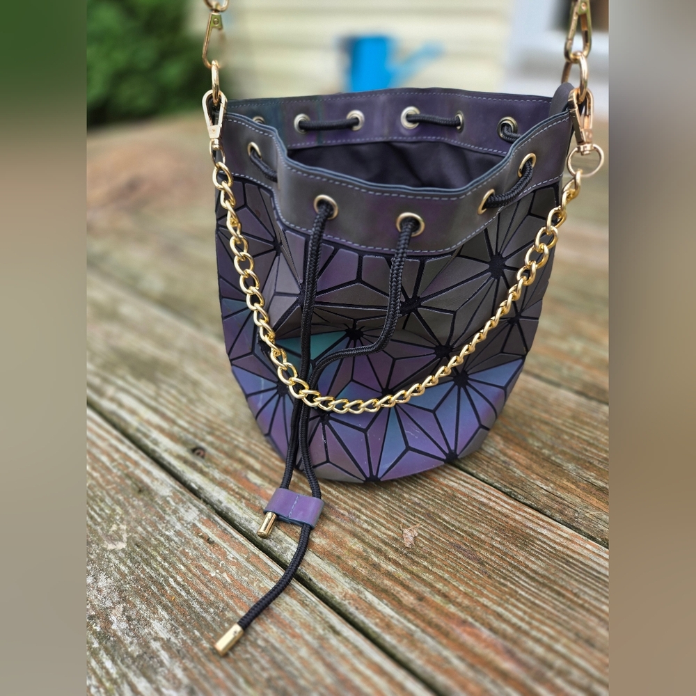 Holographic bucket purse
